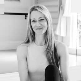 Naomi Bourne